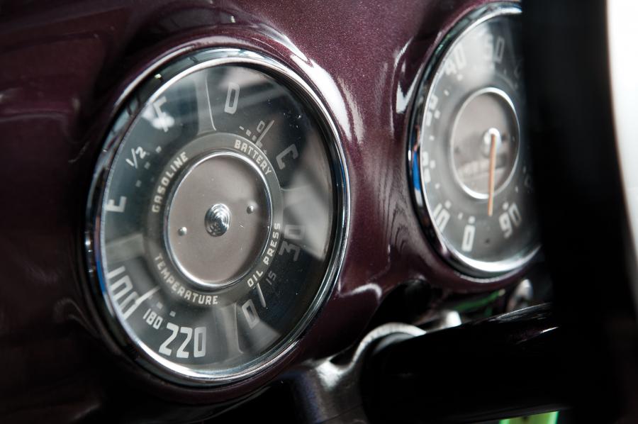 Chevrolet 1300 5-Window Pickup Truck 1951 года  (фото 7 из 20)